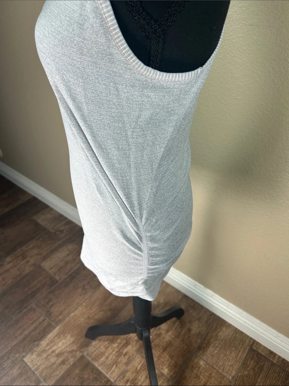 Athleta Gray Ruched Side Racerback Tank Top | Size Small - Picture 3 of 5
